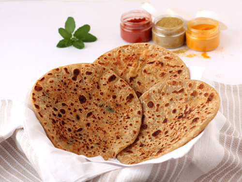 पनीर पराठा